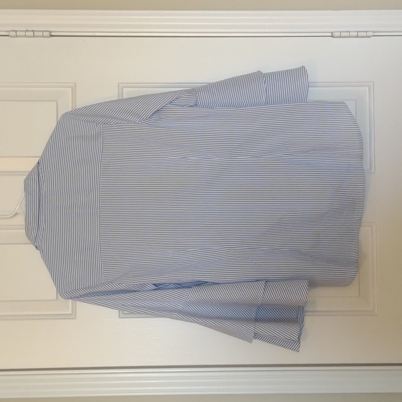 Bell Sleeved Button Up - Picture 3 of 4